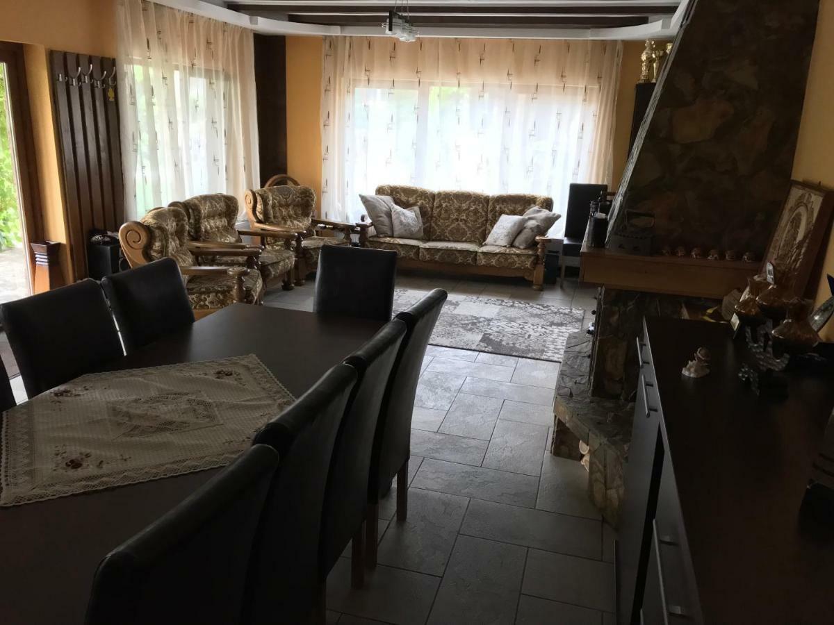 Pensiunea Raiul Muntilor Sebiş Exterior foto